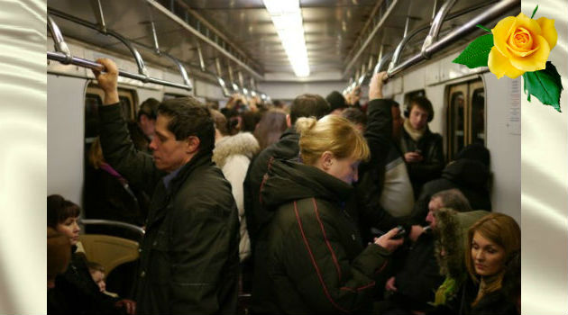 Девушка в метро совершила героический поступок